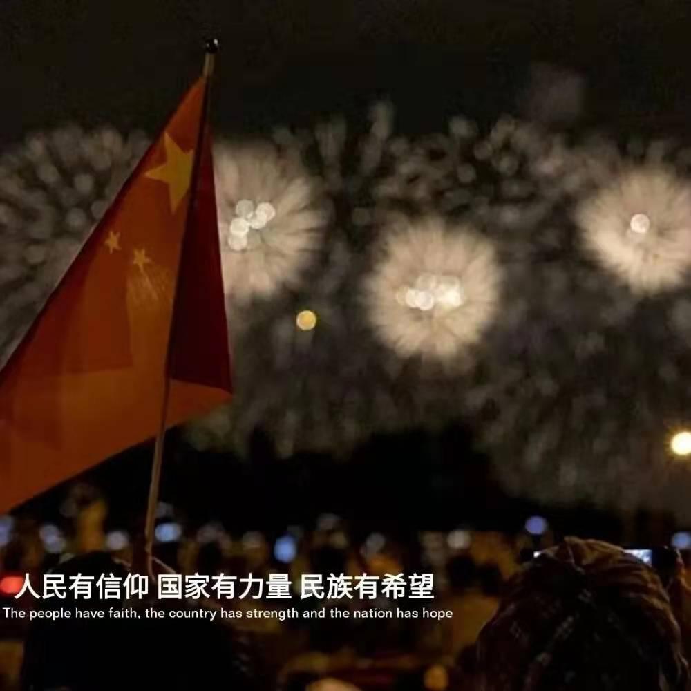 30年前，父亲花100多买了套西游记瓷器，儿子去鉴定专家说值2个亿